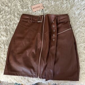 Misguided brown leather skirt NWT